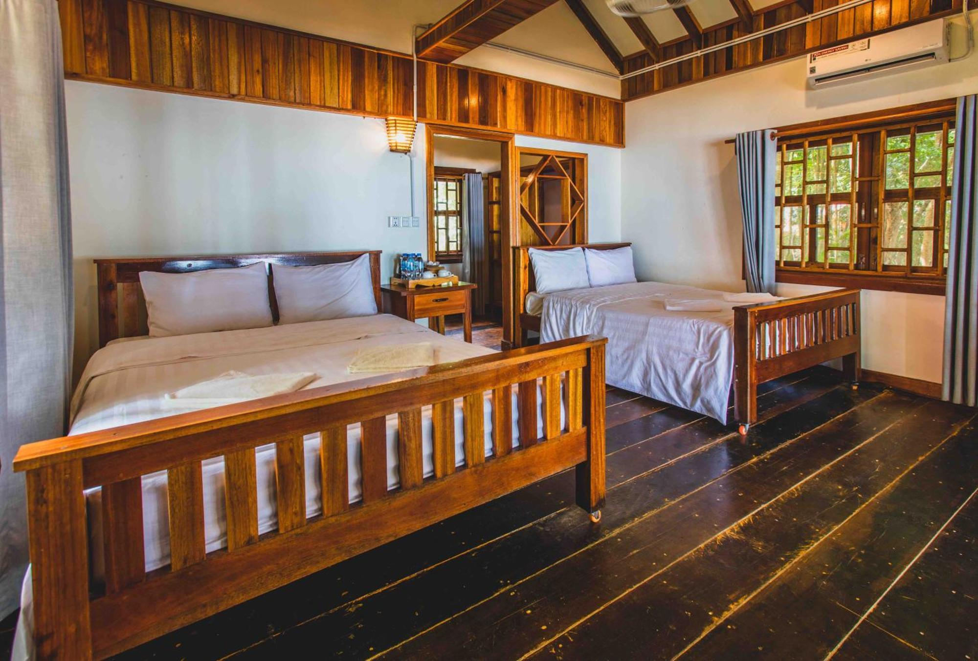 Tree House Bungalows Kaoh Touch Room photo